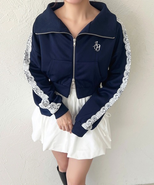 apres jour(アプレジュール)の「オフショルレーストラックジャケット(ジャージ・レディース・ネイビー/ブラック/アイボリー・X-LARGE/フリー)」の13枚目の写真