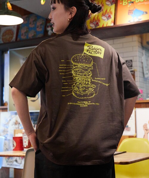 FREAK'S STORE(フリークスストア)の「限定展開 Burger Factory×FREAK'S STORE/バーガーファクトリー 別注 ビッグシルエット バックプリント クルーネックTシャツ(Tシャツ/カットソー・メンズ・ブラック/ホワイト/ブラウン/アッシュグレー・LARGE/MEDIUM/SMALL)」の8枚目の写真