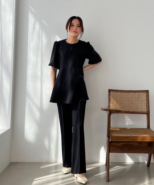 MISCH MASCH(ミッシュマッシュ)の「ZOZO限定 バルーンスリーブペプラムブラウス(シャツ/ブラウス・レディース・ベージュ/ブラック/ホワイト・フリ-)」の9枚目の写真