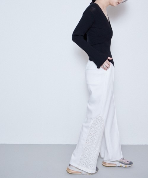 Muel Chic(ミュエルシック)の「Lizy lace pants リジーレースパンツ(スウェットパンツ・レディース・ホワイト・FREE)」の7枚目の写真