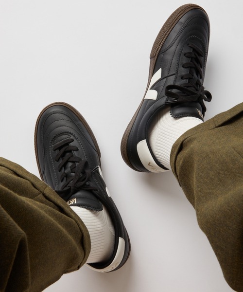 VEJA（ヴェジャ）の「PANENKA　VJFU200707（スニーカー・メンズ・ブラック・40/44/43/42/41）」の3枚目の写真