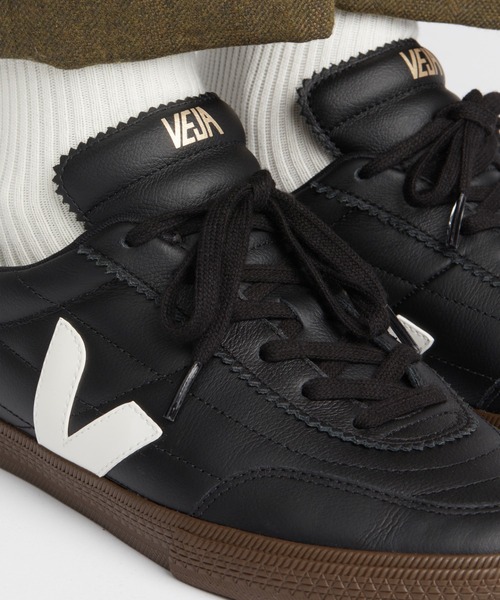 VEJA（ヴェジャ）の「PANENKA　VJFU200707（スニーカー・メンズ・ブラック・40/44/43/42/41）」の2枚目の写真