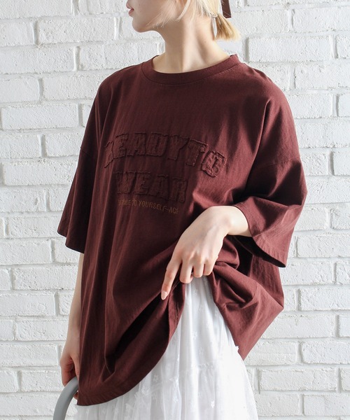 SpRay(スプレイ)の「貼付ロゴBIG Tシャツ(Tシャツ/カットソー・レディース・ホワイト/チャコールグレー/ベージュ/ネイビー/ボルドー・FREE)」の6枚目の写真