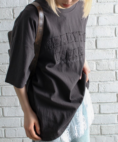 SpRay(スプレイ)の「貼付ロゴBIG Tシャツ(Tシャツ/カットソー・レディース・ホワイト/チャコールグレー/ベージュ/ネイビー/ボルドー・FREE)」の15枚目の写真