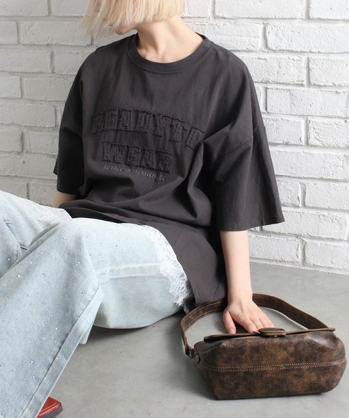 SpRay(スプレイ)の「貼付ロゴBIG Tシャツ(Tシャツ/カットソー・レディース・ホワイト/チャコールグレー/ベージュ/ネイビー/ボルドー・FREE)」の18枚目の写真