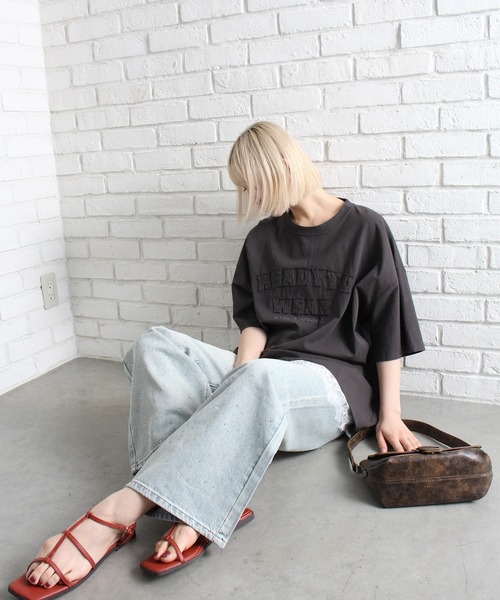 SpRay(スプレイ)の「貼付ロゴBIG Tシャツ(Tシャツ/カットソー・レディース・ホワイト/チャコールグレー/ベージュ/ネイビー/ボルドー・FREE)」の20枚目の写真
