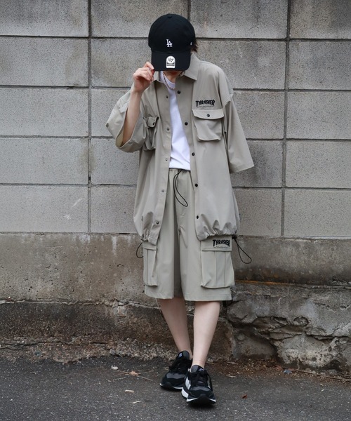 THRASHER(スラッシャー)の「【THRASHER/スラッシャー】 接触冷感 オーバーサイズ ナイロンストレッチ 半袖シャツ(シャツ/ブラウス・メンズ・カーキ/グレイッシュベージュ/ブラック・M/XL/L)」の7枚目の写真