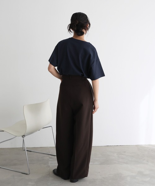 hellam(へラム)の「ポイント刺繍ロゴTシャツ(Tシャツ/カットソー・レディース・ブラック×ホワイト/ネイビー/チャコール/ホワイト×シルバー・FREE)」の17枚目の写真