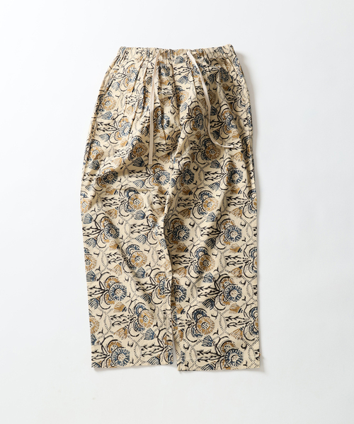 JOURNAL STANDARD relume(ジャーナルスタンダード レリューム)の「bunai 別注 KALAMKARI プリントパンツ(その他パンツ・メンズ・マスタード/ボルドー/ブラック/アイボリー・FREE)」の2枚目の写真