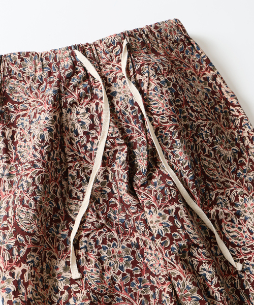 JOURNAL STANDARD relume(ジャーナルスタンダード レリューム)の「bunai 別注 KALAMKARI プリントパンツ(その他パンツ・メンズ・マスタード/ボルドー/ブラック/アイボリー・FREE)」の5枚目の写真