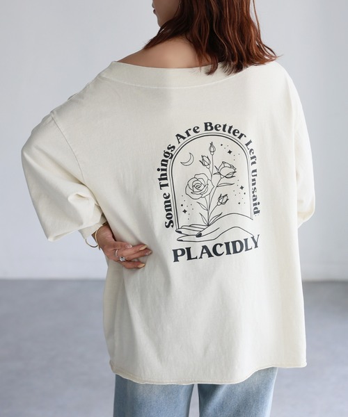 Riberry(リベリー)の「ロゴ刺繍オフショルピグメントロンT(Tシャツ/カットソー・レディース・グレー/ホワイト系/チャコールグレー・FREE)」の7枚目の写真