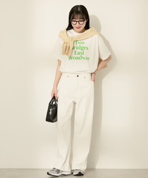 AMERICAN HOLIC(アメリカンホリック)の「カラーロゴ Tシャツ(Tシャツ/カットソー・レディース・チャコールグレー/ピンク/ネイビー/オフホワイト・M/L)」の8枚目の写真