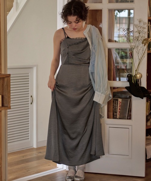 loin nuit（ロワンニュイ）の「tulle drape cami onepiece / チュールドレープキャミワンピース（ワンピース・レディース・ブラック/チャコールグレー・FREE）」の17枚目の写真