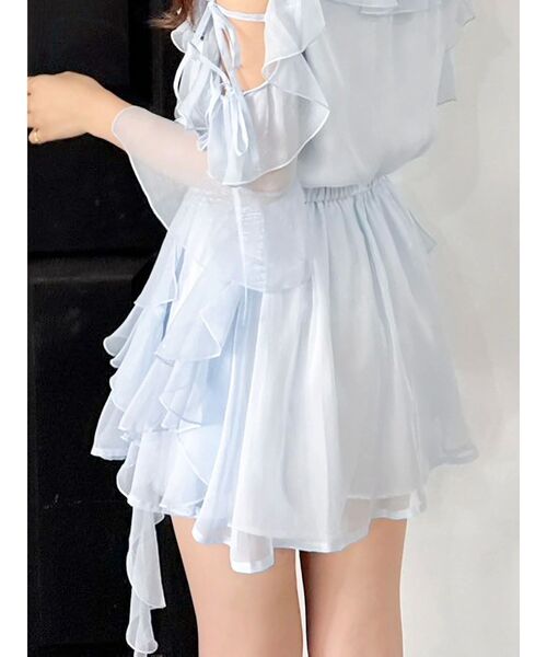 dazzlin（ダズリン）の「シアーフルイドフリルミニスカート（スカート・レディース・ブラック/オフホワイト/ブルー・SMALL/MEDIUM）」の3枚目の写真