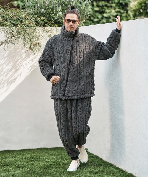 CAMBIO（カンビオ）の「mp13811- Cable Jacquard Boa Jogger Pants ボアジョガーパンツ（その他パンツ・メンズ・チャコール/ライトベージュ/ブラック・S/M/L）」の18枚目の写真