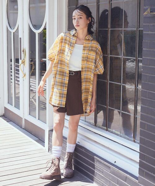 earth music&ecology(アースミュージックアンドエコロジー)の「2wayショルダードロストリボンチェックシャツ(シャツ/ブラウス・レディース・ブラウン/イエロー/クリーム・FREE)」の22枚目の写真