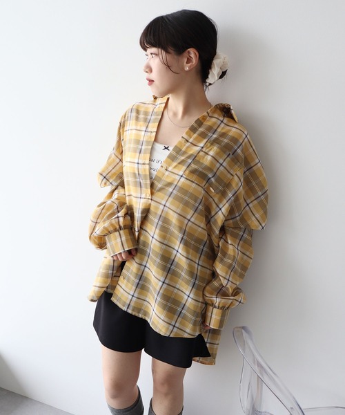 earth music&ecology(アースミュージックアンドエコロジー)の「2wayショルダードロストリボンチェックシャツ(シャツ/ブラウス・レディース・ブラウン/イエロー/クリーム・FREE)」の7枚目の写真