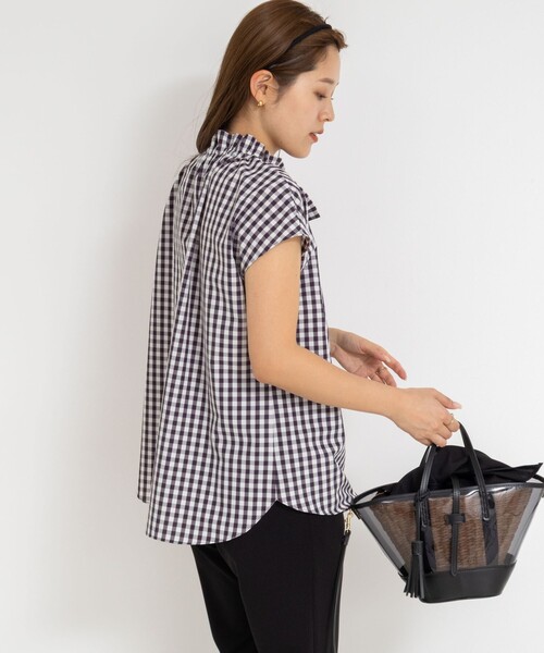 NOLLEY’S（ノーリーズ）の「衿フリルショートスリーブシャツ（シャツ/ブラウス・レディース・ブルー系その他6/ブラウン系その他/ネイビー/ホワイト・38）」の6枚目の写真