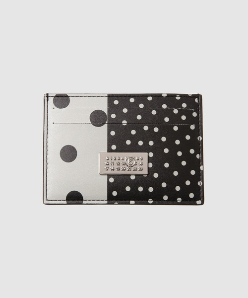MM6 Maison Margiela(エムエムシックス メゾン マルジェラ)の「PORTAFOGLIO(カードケース・レディース・その他・UNI)」の1枚目の写真