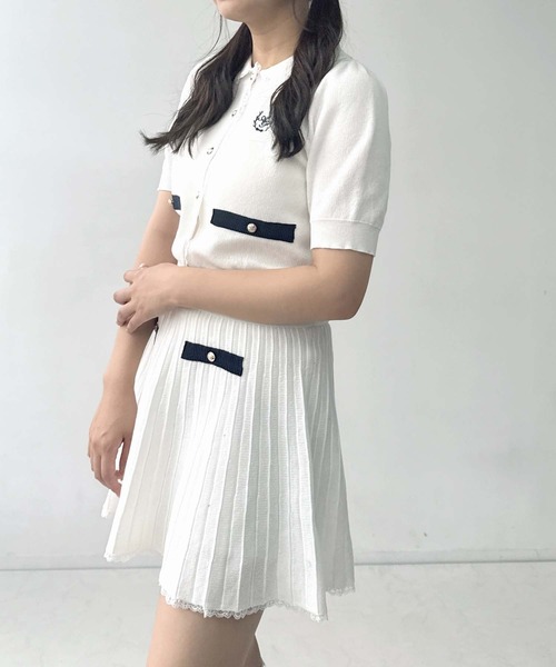 AS KNOW AS plus（アズノゥアズプラス）の「●2点セット 襟付半袖ニットカーディガン＋ニットプリーツミニスカート セットアップ（セットアップ・レディース・ネイビー/杢グレー/アイボリー・FREE）」の4枚目の写真