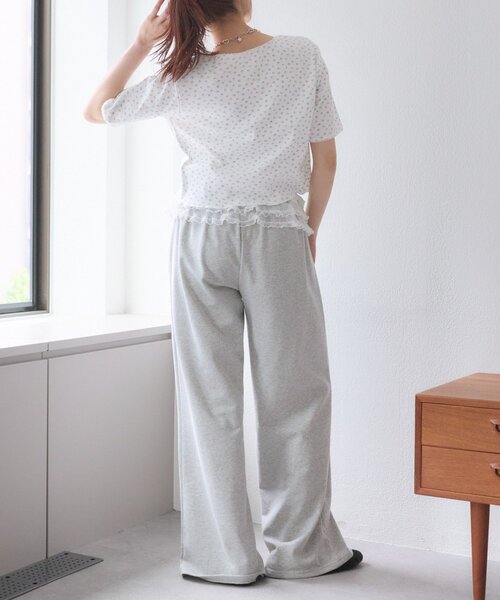 w closet(ダブルクローゼット)の「【セットアイテム】フラワーカーディガン+キャミSET(カーディガン/ボレロ・レディース・アイボリー/オフホワイト/グレー・FREE)」の7枚目の写真