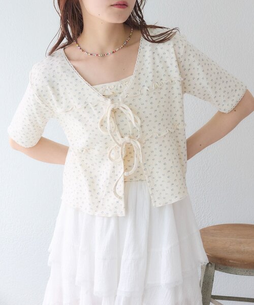 w closet(ダブルクローゼット)の「【セットアイテム】フラワーカーディガン+キャミSET(カーディガン/ボレロ・レディース・アイボリー/オフホワイト/グレー・FREE)」の9枚目の写真