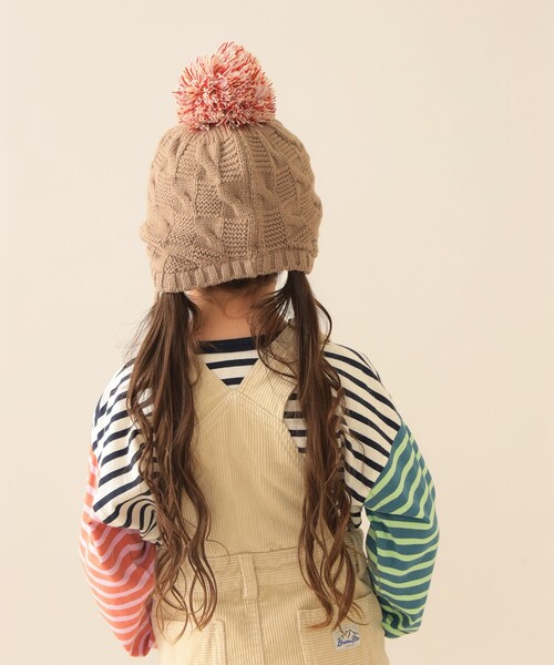 BEAMS mini（ビームスミニ）の「耳付き ポンポン ニットワッチ 2025FW（ニットキャップ/ビーニー・キッズ・グレー系その他/ブラウン系その他2・ONE SIZE）」の12枚目の写真