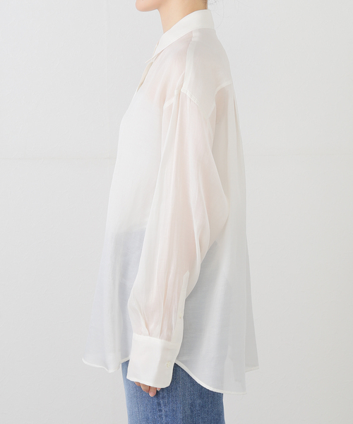 IENA（イエナ）の「Maison IENAシルクコットンシアーシャツ（シャツ/ブラウス・レディース・カーキ/ホワイト・FREE）」の5枚目の写真