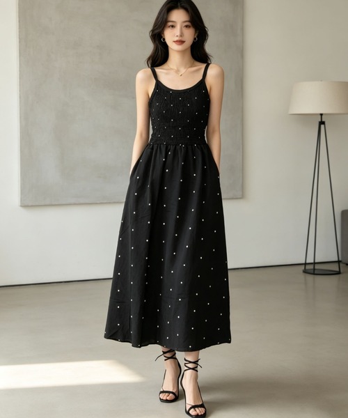 gossip!ロサンゼルス(ゴシップロサンゼルス)の「バックシャン ドット柄シャーリングアクセントキャミソールロングワンピース(ワンピース・レディース・ブラック・FREE)」の1枚目の写真