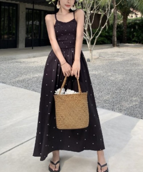 gossip!ロサンゼルス(ゴシップロサンゼルス)の「バックシャン ドット柄シャーリングアクセントキャミソールロングワンピース(ワンピース・レディース・ブラック・FREE)」の14枚目の写真