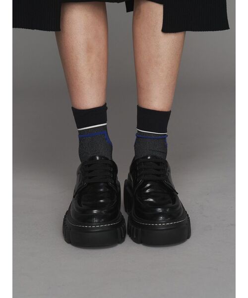 UN3D.(アンスリード)の「GEOMETRY LINE SOCKS / ジオメトリーラインソックス(ソックス/靴下・レディース・グレー/ブラック/ネイビー・FREE)」の7枚目の写真