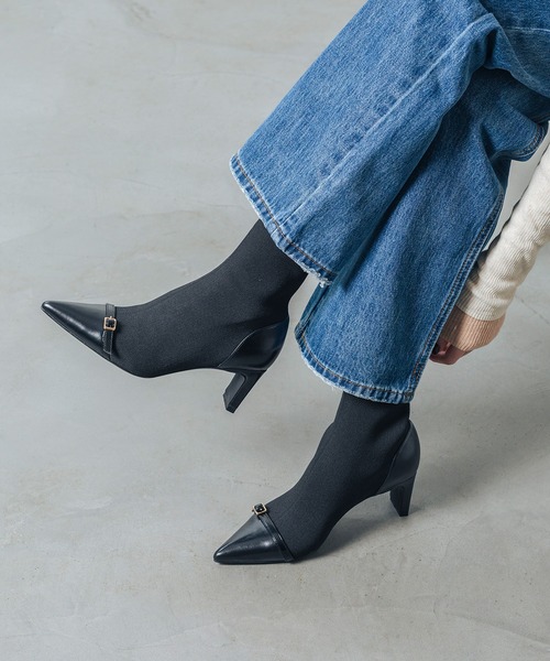 EVOL(イーボル)の「【S-LLサイズ展開・美脚効果あり】ニットベルトショートブーツ BZ23842(ブーツ・レディース・ベージュ/ブラック・M/L/LL/S)」の3枚目の写真