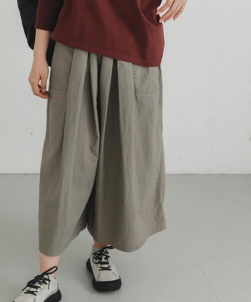 EKAL（エカル）の「『UR TECH』 ナイロンタッサーワイドパンツ（その他パンツ・レディース・ベージュ系その他/ブラック系その他・ONE）」の12枚目の写真