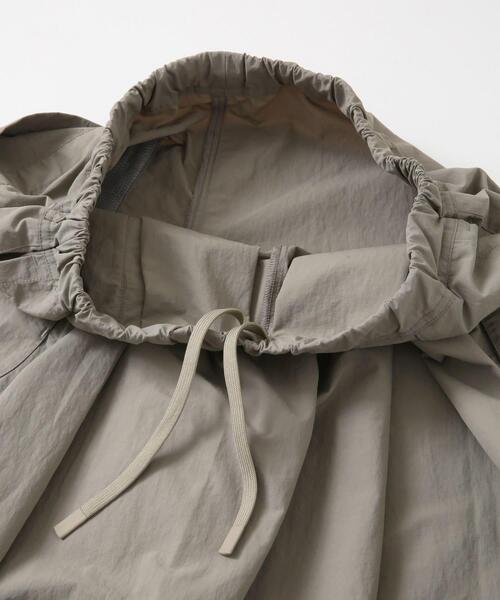 EKAL（エカル）の「『UR TECH』 ナイロンタッサーワイドパンツ（その他パンツ・レディース・ベージュ系その他/ブラック系その他・ONE）」の18枚目の写真