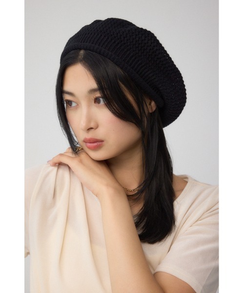 AZUL by moussy(アズールバイマウジー)の「ニットベレー帽(ニットキャップ/ビーニー・レディース・ブラック/グレー・FREE)」の3枚目の写真