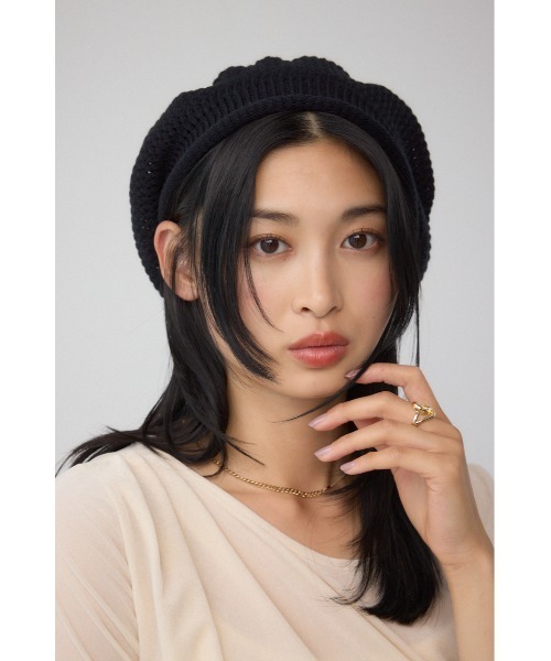 AZUL by moussy(アズールバイマウジー)の「ニットベレー帽(ニットキャップ/ビーニー・レディース・ブラック/グレー・FREE)」の4枚目の写真