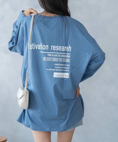 NinaetLina(ニナエリナ)の「バックプリント ビックシルエット ロング Tシャツ(Tシャツ/カットソー・レディース・ブルー/ブラック/ライトグレー/ホワイト・FREE)」の1枚目の写真