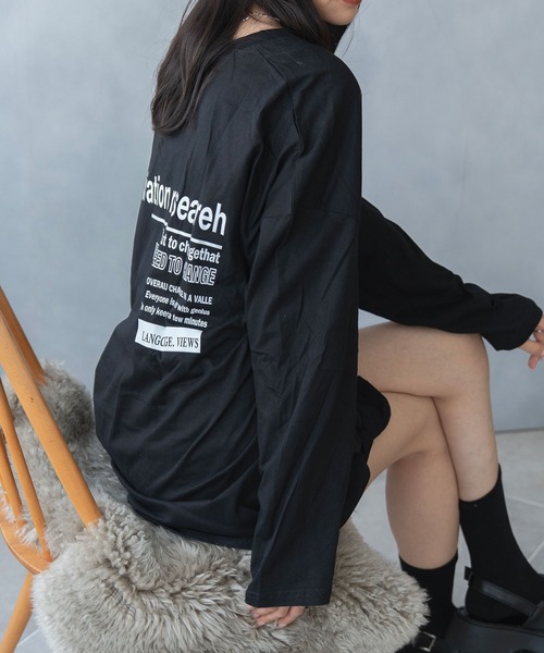 NinaetLina(ニナエリナ)の「バックプリント ビックシルエット ロング Tシャツ(Tシャツ/カットソー・レディース・ブルー/ブラック/ライトグレー/ホワイト・FREE)」の3枚目の写真