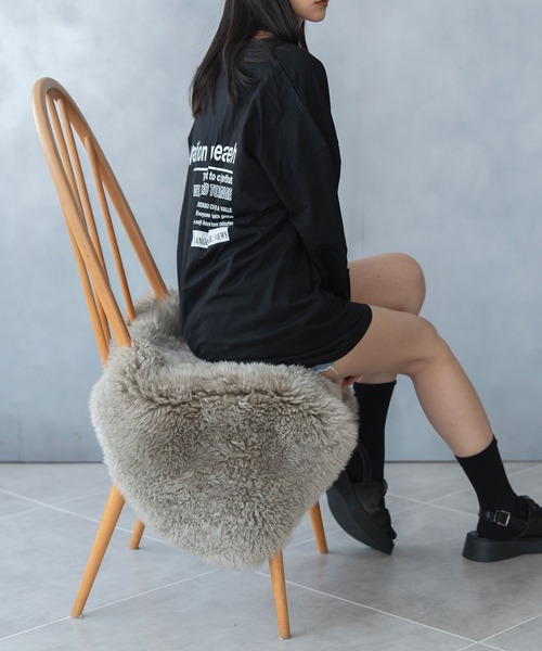 NinaetLina(ニナエリナ)の「バックプリント ビックシルエット ロング Tシャツ(Tシャツ/カットソー・レディース・ブルー/ブラック/ライトグレー/ホワイト・FREE)」の11枚目の写真