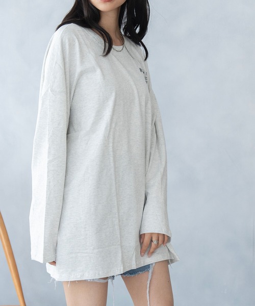 NinaetLina(ニナエリナ)の「バックプリント ビックシルエット ロング Tシャツ(Tシャツ/カットソー・レディース・ブルー/ブラック/ライトグレー/ホワイト・FREE)」の16枚目の写真