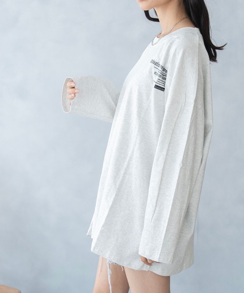 NinaetLina(ニナエリナ)の「バックプリント ビックシルエット ロング Tシャツ(Tシャツ/カットソー・レディース・ブルー/ブラック/ライトグレー/ホワイト・FREE)」の19枚目の写真