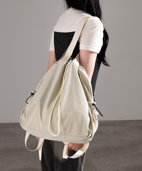 apres jour mignon(アプレジュールミニョン)の「【apresjour mignon×ARIAZ】2wayナップザック(バックパック/リュック・レディース・ホワイト/ブラック/カーキ・ONESIZE)」の7枚目の写真