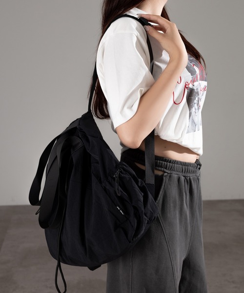 apres jour mignon(アプレジュールミニョン)の「【apresjour mignon×ARIAZ】2wayナップザック(バックパック/リュック・レディース・ホワイト/ブラック/カーキ・ONESIZE)」の8枚目の写真