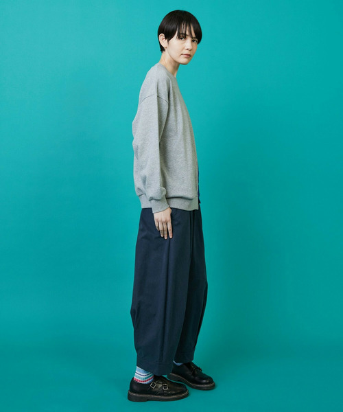 FRAPBOIS（フラボア）の「グラニースクエアスウェット（スウェット・レディース・ターコイズブルー/グレー・1/2）」の8枚目の写真