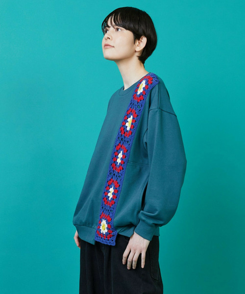 FRAPBOIS（フラボア）の「グラニースクエアスウェット（スウェット・レディース・ターコイズブルー/グレー・1/2）」の11枚目の写真