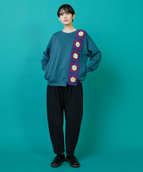 FRAPBOIS（フラボア）の「グラニースクエアスウェット（スウェット・レディース・ターコイズブルー/グレー・1/2）」の18枚目の写真