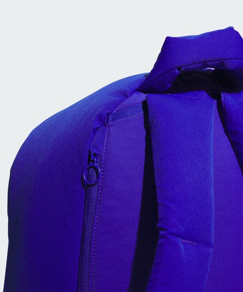 adidas（アディダス）の「マストハブ パフィーバックパック（L） / アディダス adidas（バックパック/リュック・メンズ・ブルー/ブラック・FREE）」の11枚目の写真