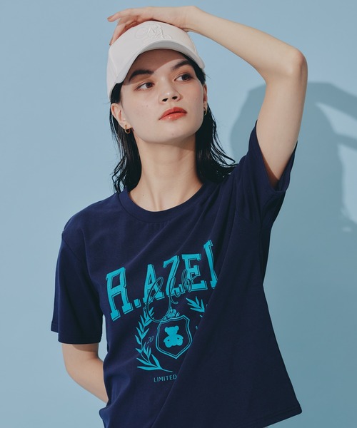 REDYAZEL(レディアゼル)の「アゼルクラブロゴTシャツ(Tシャツ/カットソー・レディース・ネイビー/オフホワイト・FREE)」の1枚目の写真