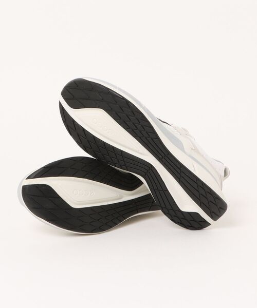 ECCO（エコー）の「ハイテク BIOM 2.2 機能性スニーカー 上質スエードレザー×軽量素材 本革（スニーカー・レディース・ホワイト・38/37/36/35/39）」の3枚目の写真