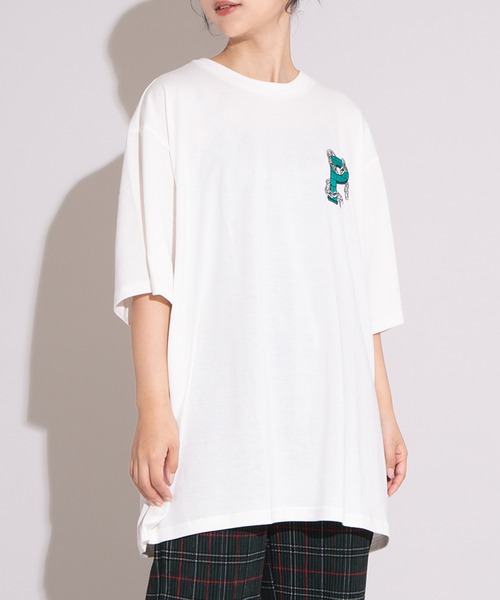 PUNYUS（プニュズ）の「鎖ロゴ刺繍Ｔシャツ（Tシャツ/カットソー・レディース・ホワイト/ブラック/イエロー・1/2/3/4）」の7枚目の写真